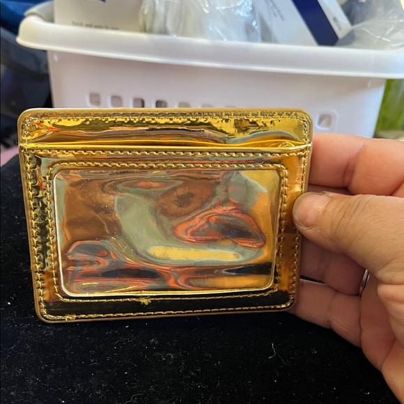 Gringotts Gold Key & Card Holder - Picture 5 of 9